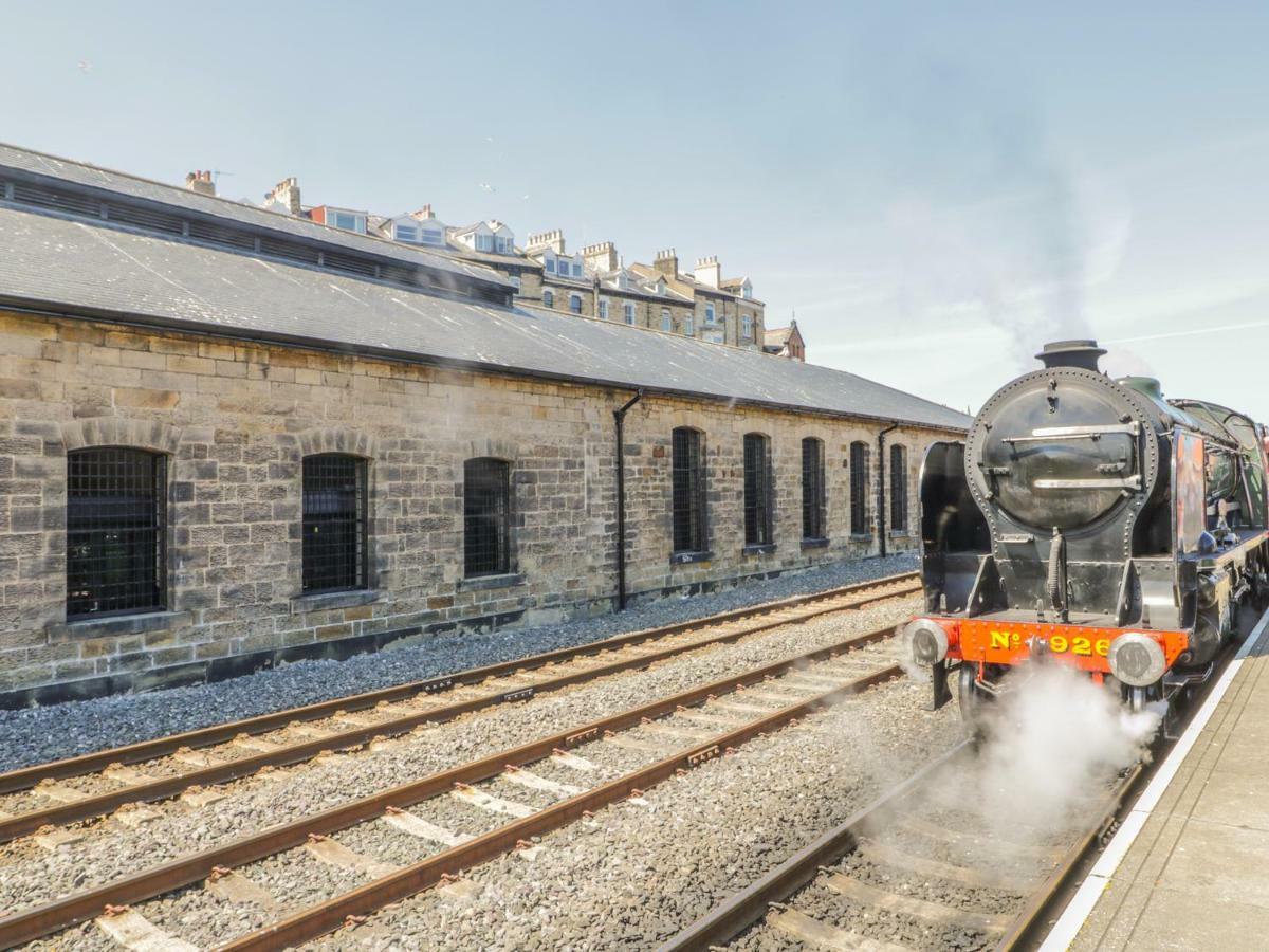 Apartamento Tornado Engine Shed Whitby Exterior foto